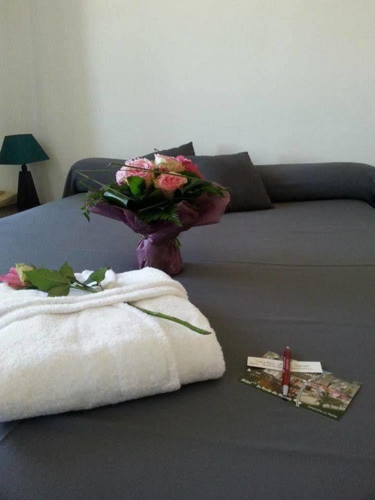 La Roche Du Marais Hotel Omonville-la-Petite Екстериор снимка