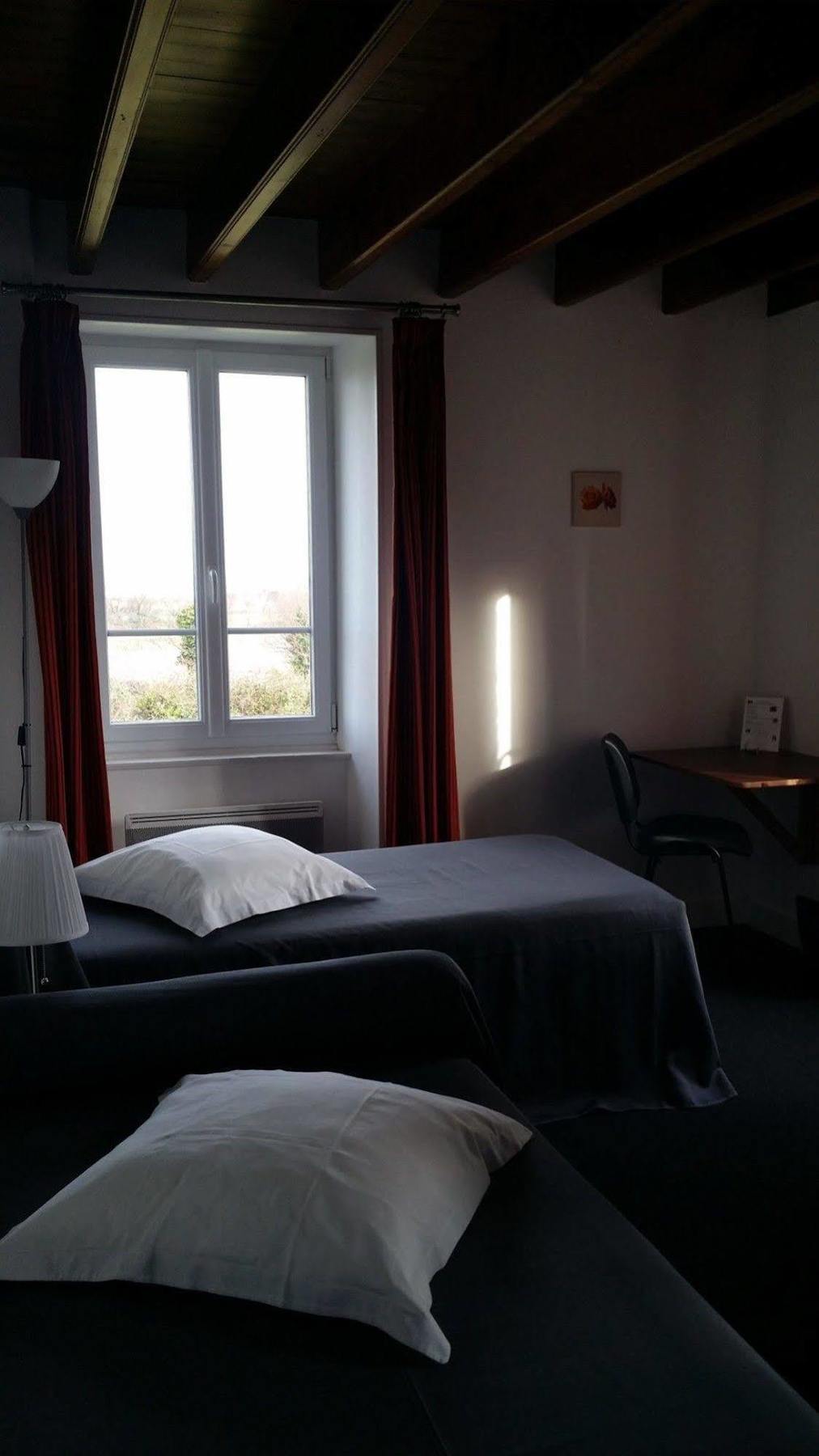 La Roche Du Marais Hotel Omonville-la-Petite Екстериор снимка