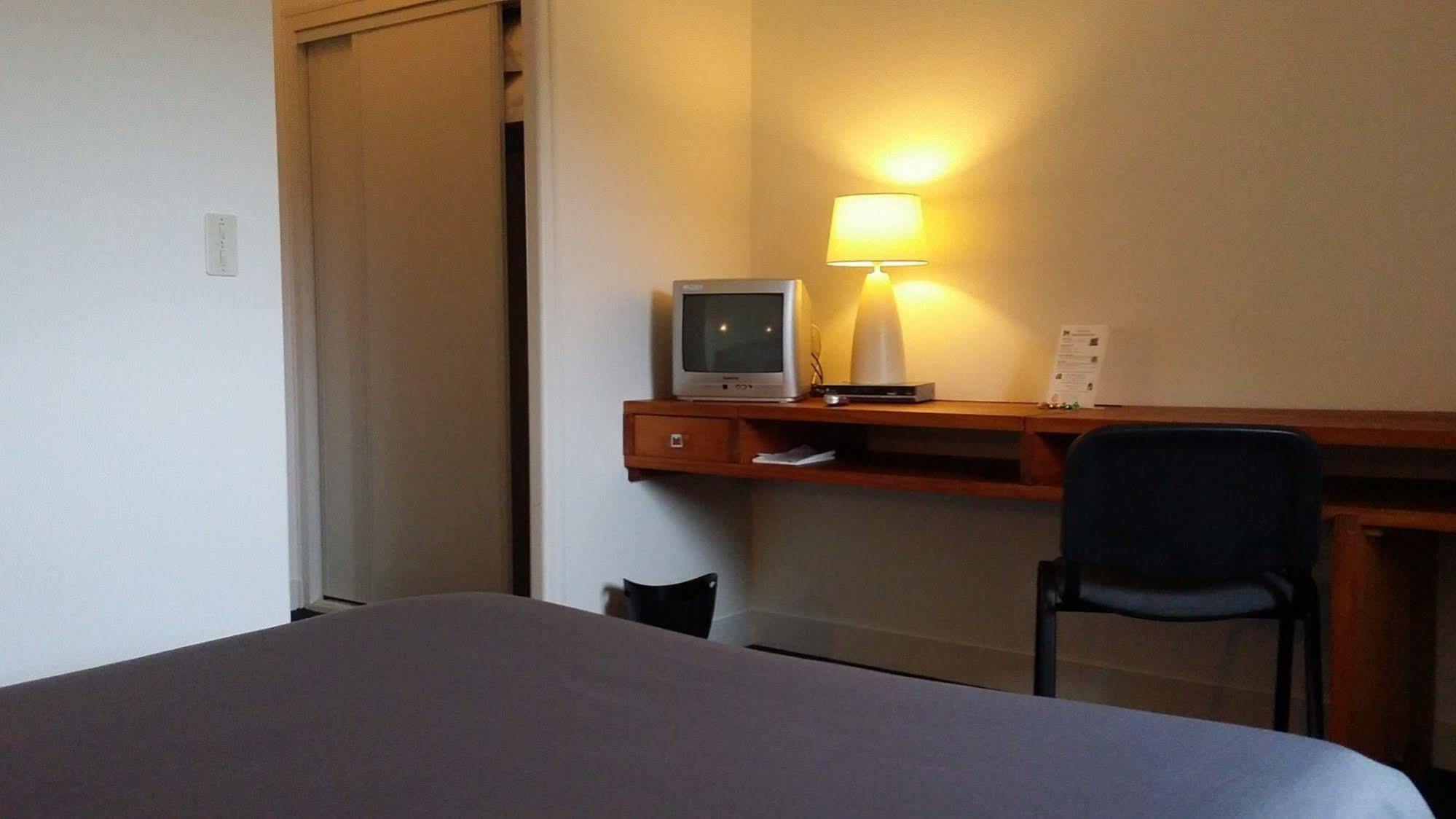 La Roche Du Marais Hotel Omonville-la-Petite Екстериор снимка