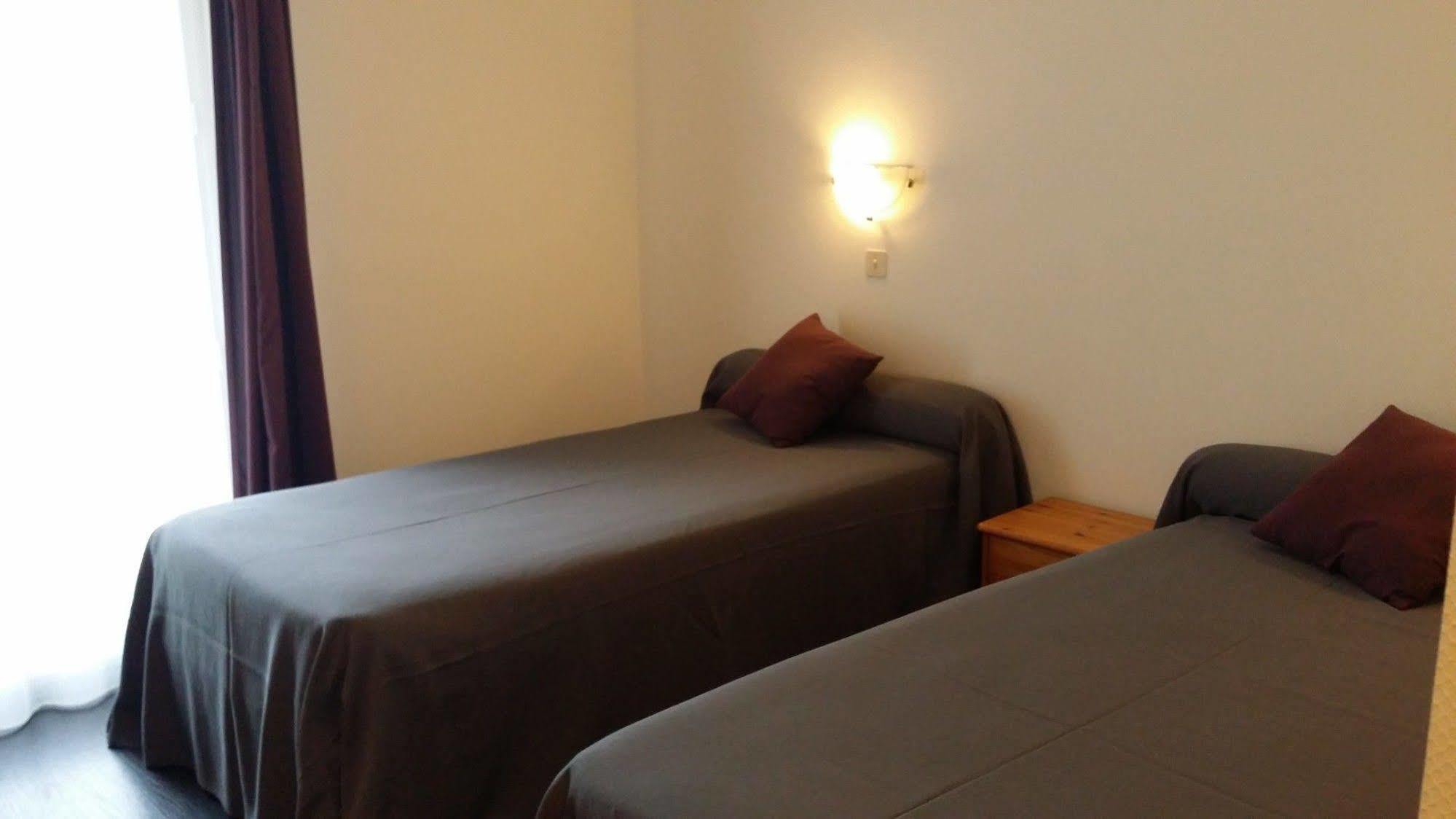 La Roche Du Marais Hotel Omonville-la-Petite Екстериор снимка